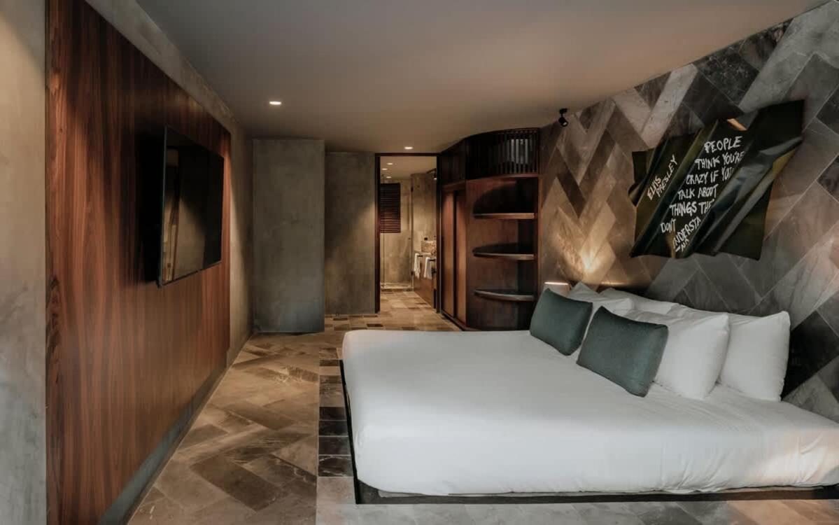 Apartment Barneys Ny With Pool