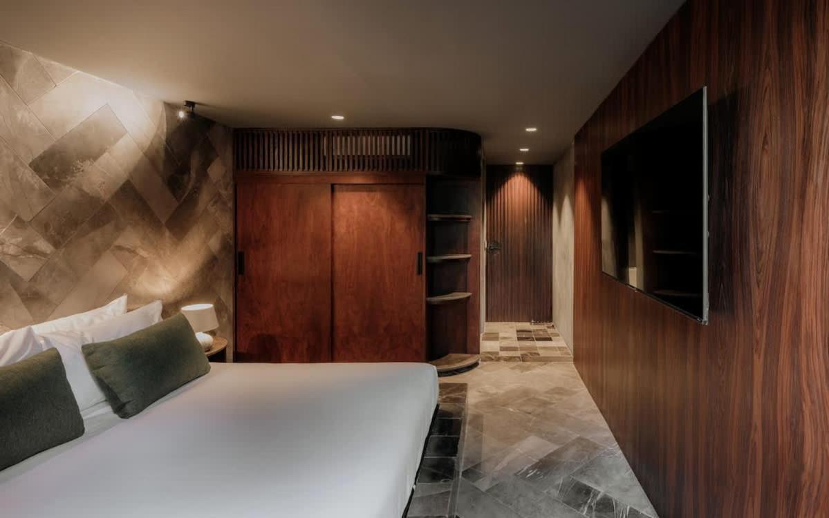 Apartment Barneys Ny With Pool